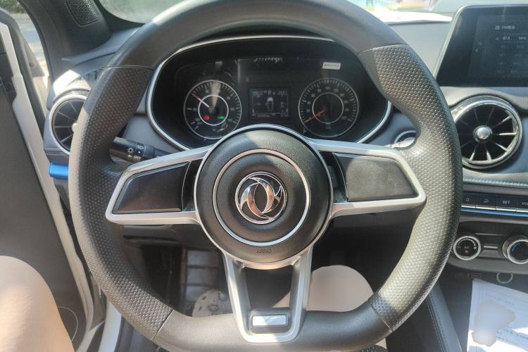 Used Dongfeng Fengon E3 2019 EVR Range-Extended Smart Enjoyment Model Steering Wheel
