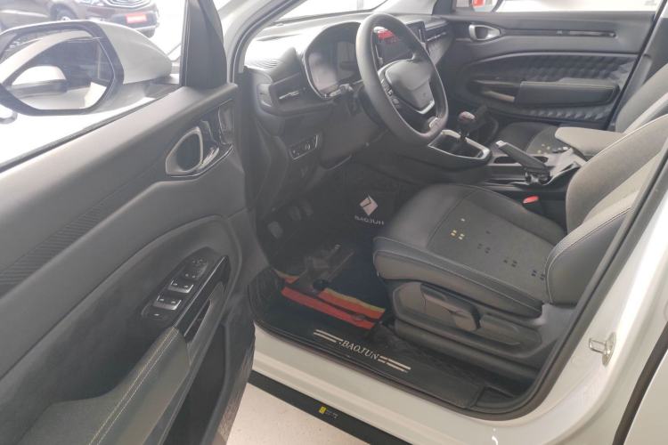 Used Baojun RM-5 2019 1.5T Manual Elite Version with 24-Hour Online Service 6 Seats