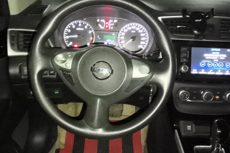 Used Nissan Sylphy 2016 1.6 XL CVT Luxury Edition Steering Wheel