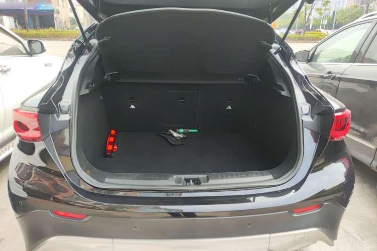 Used Infiniti QX30 2017 2.0T Four-Wheel Drive Fashion Edition