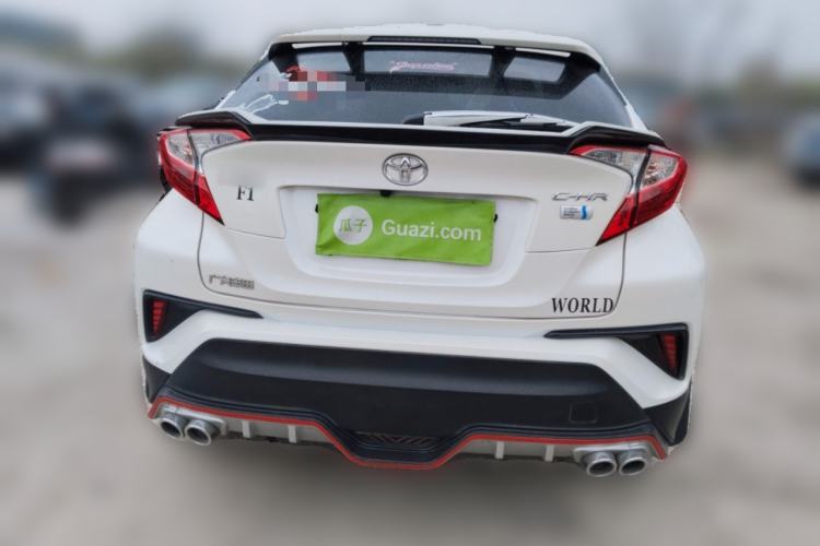 Used Toyota C-HR 2018 2.0L Leading with Sunroof China VI Standard
