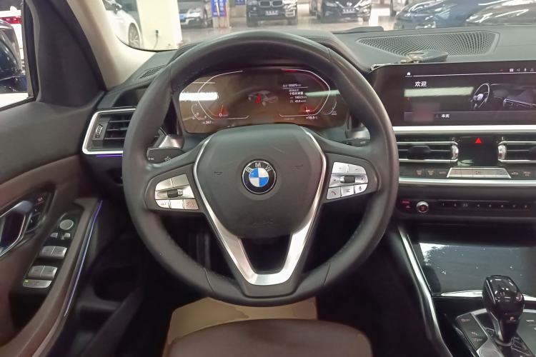 Used BMW 3 Series 2020 325Li First Edition Steering Wheel