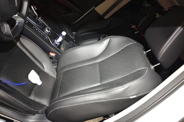 Used Wey VV6 2018 2.0T Two-Wheel-Drive Ultra-Luxury Version China V Standard