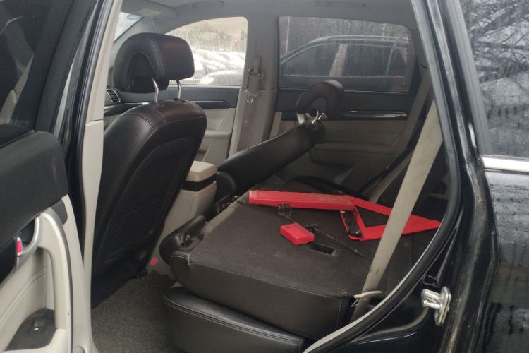 Used Chevrolet Captiva 2012 2.4L 4x4 Luxury Edition 5 Seats Left Rear Seat