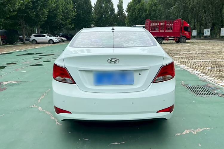 Used Hyundai Verna (older generation) 2014 1.4L Automatic Smart GLS
