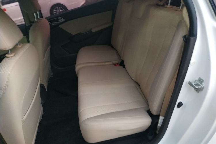 Used Baojun 310W 2017 1.5L Manual Comfort Version China V