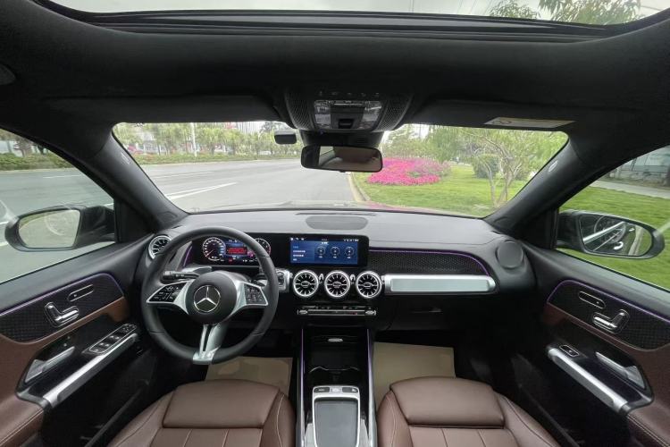 Used Mercedes-Benz GLB 2024 Refresh GLB 220 Fashion Edition Center Console