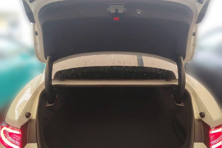 Used Xiaomi Auto SU7 2024 Rear-Drive Ultra-Long Range Advanced Pro-Level Intelligent Driving Version Trunk