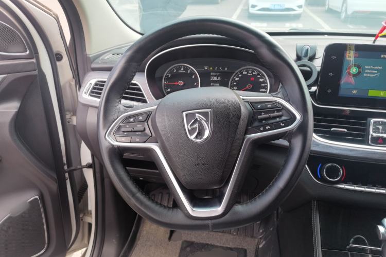 Used Baojun 730 2017 1.5T DCT Flagship Model 7 Seats China V Emission Standard Steering Wheel