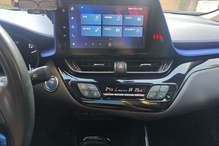 Used Toyota C-HR 2021 Dual-Motor 2.0L E-CVT Luxury Edition Audio And AC Panel