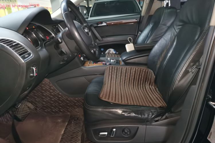 Used Audi Q7 2014 35 TFSI Off-road Model
