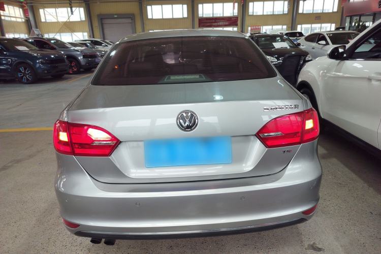 Used Volkswagen Sagitar 2014 Revised Version 1.4TSI Automatic Luxury Edition
