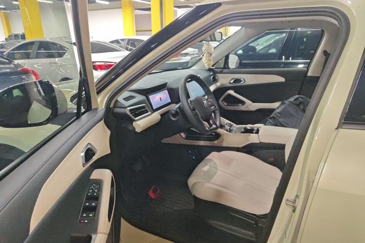 Used BYD Yuan UP 2024 301KM Leading Edition