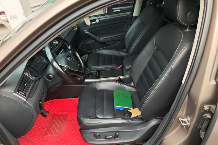 Used Volkswagen Passat 2016 330TSI DSG Luxury Edition
