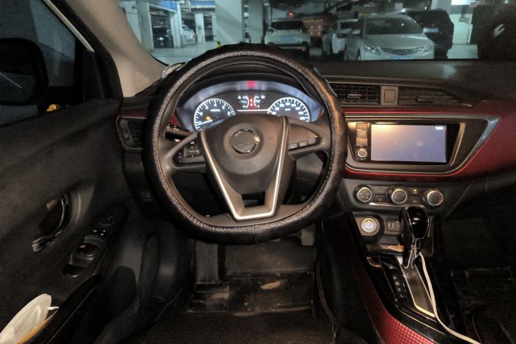 Used Nissan Lannia 2016 1.6L CVT Smart Cool Edition Steering Wheel