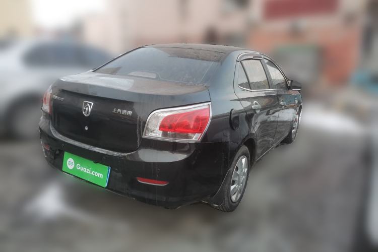 Used Baojun 630 2013 1.5L manual standard version