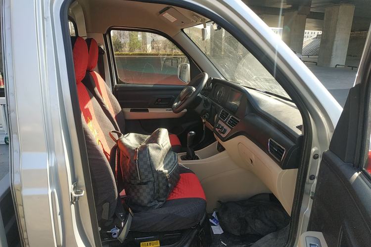 Used Kuayue Xinbao T3 2025 Youth Edition Yu'an 1.6L Single-Row 3050-Inch Independent Cargo Bed
