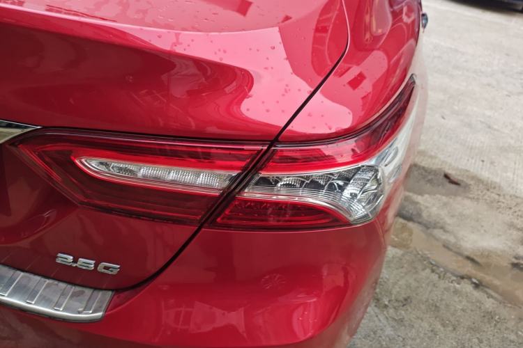 Used Toyota Camry 2018 2.5G Luxury Edition Right Rear Taillight