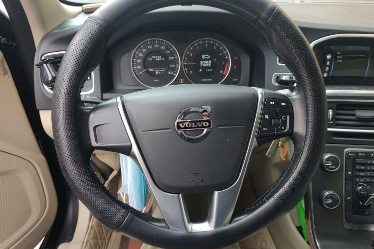 Used Volvo S60 2012 T5 Comfort Edition