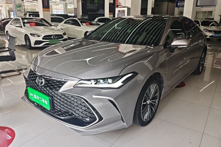 Używany Toyota Avalon 2023 2.5L Touring Premium Edition