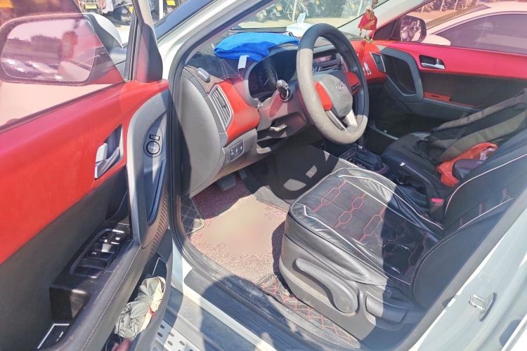 Used Hyundai ix25 2015 1.6L Automatic Two-Wheel Drive Smart GLS Trim
