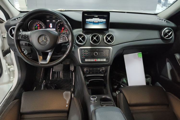 Used Mercedes-Benz GLA 2017 GLA 200 Fashion Model
