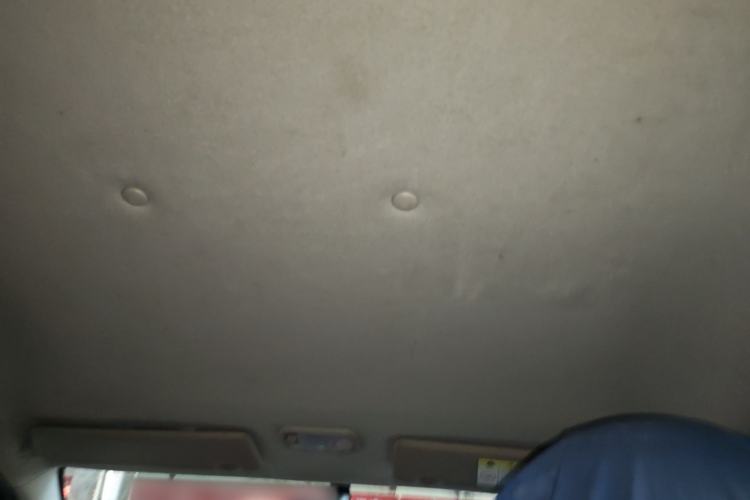 Used FORTHING Lingzhi 2019 Facelifted M5L 1.6L 7-Seater Base Model China VI Standard Headliner