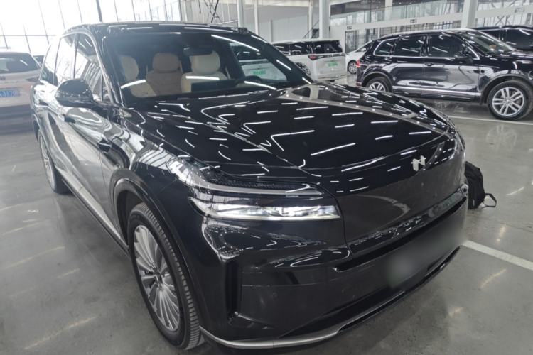 Used ONVO Luxeed L90 2025 Model—Max Six-Seater Version