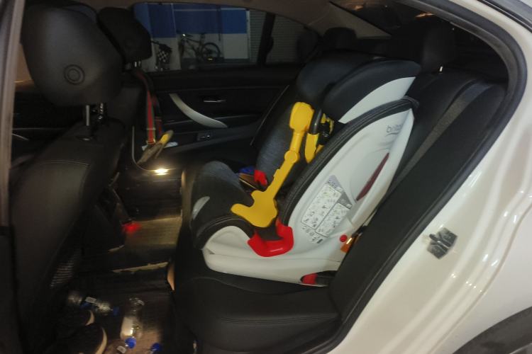 Used BMW 3 Series 2015 320Li Luxury Edition Fashion Model Left Rear Seat