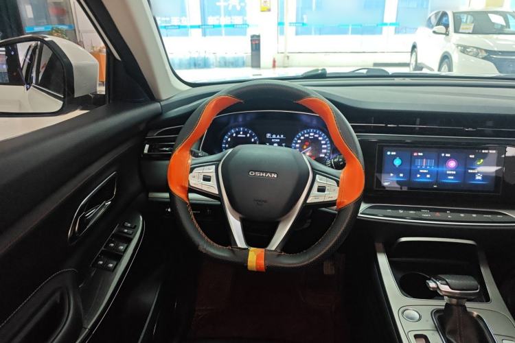 Used CHANGAN OSHAN X7 2021 1.5T Automatic Luxury Version Steering Wheel