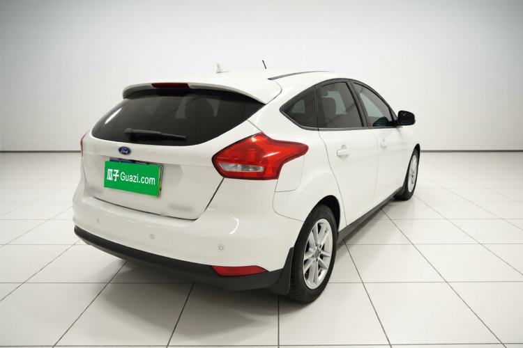 Used Ford Focus 2017 Hatchback EcoBoost 125 Automatic - Ultra-Powerful Style Edition with Smart Drive Features
