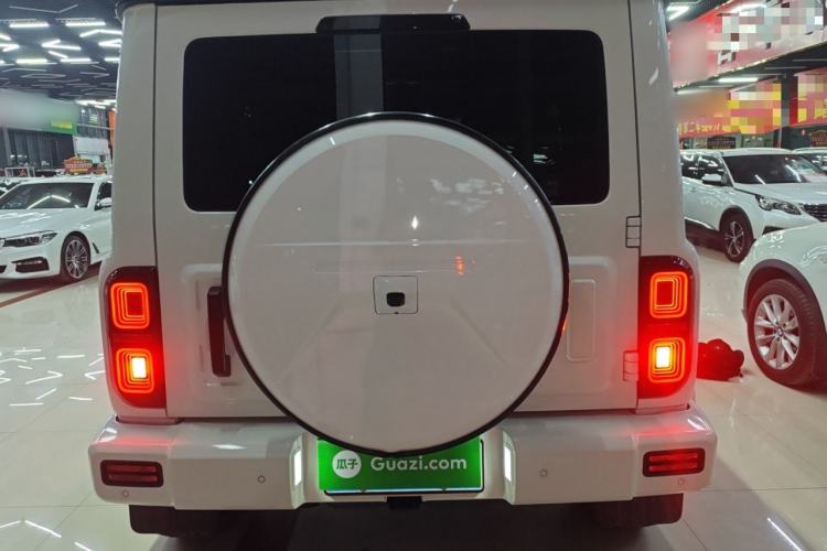 Used 212 T01 2024 2.0T Explorer