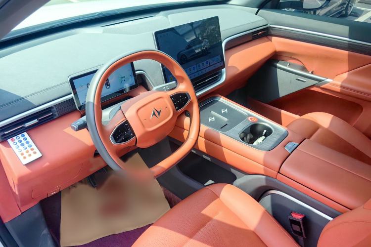 Used Dongfeng eπ eπ008 2024 210Max Range-Extended Version 6 Seats