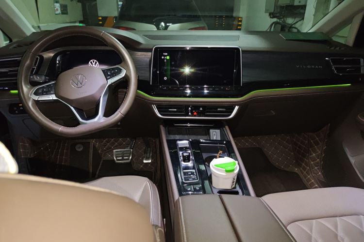 Used Volkswagen Viloran 2023 Revised Version 380TSI Luxury Edition Center Console