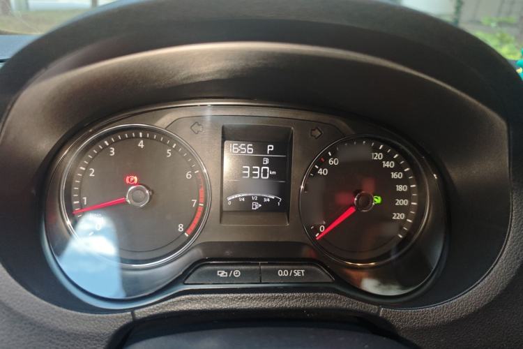 Used Volkswagen Polo 2016 1.6L Cross Polo Automatic