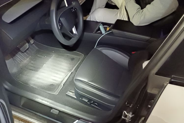 Used Tesla Model 3 2023 Rear-Wheel-Drive Version