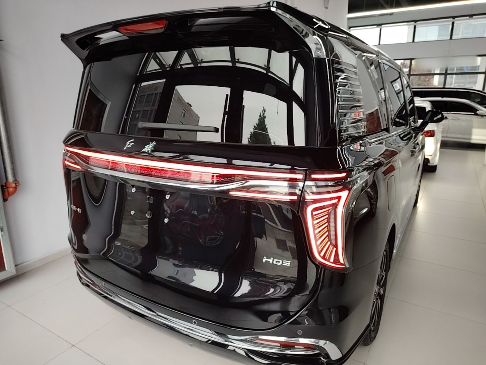 Hongqi HQ9 2023 2.0T Smart Connect Flagship Edition - Chinese Trim Yue — снимка 5