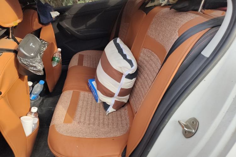 Used Volkswagen Santana 2016 1.6L Manual Fashion Edition