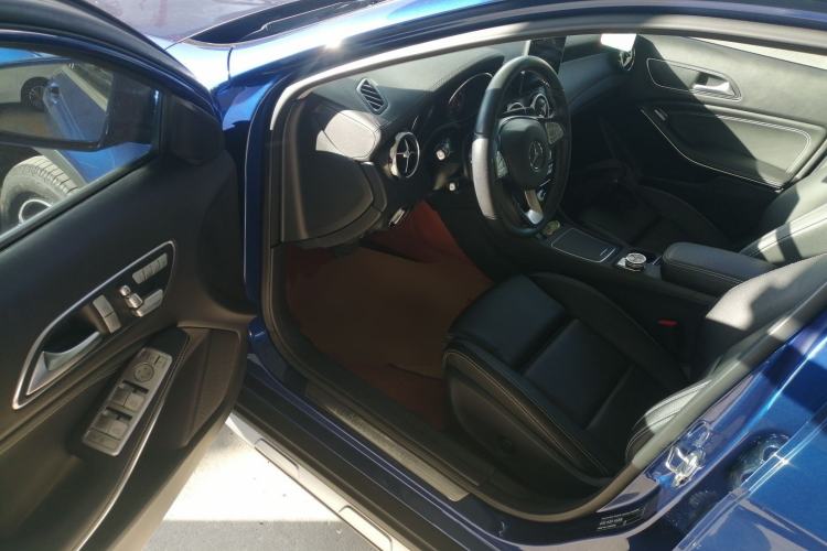 Used Mercedes-Benz GLA 2018 GLA 200 Fashion Model
