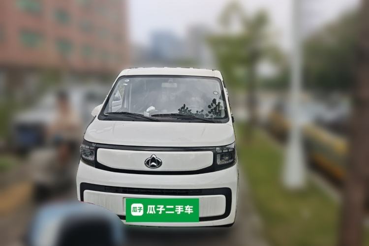 Used CHANGAN KAICHENG Ruixing EM80 2025 Passenger Version Comfort Edition 6-Seater 300 km Dual-Swing Doors
