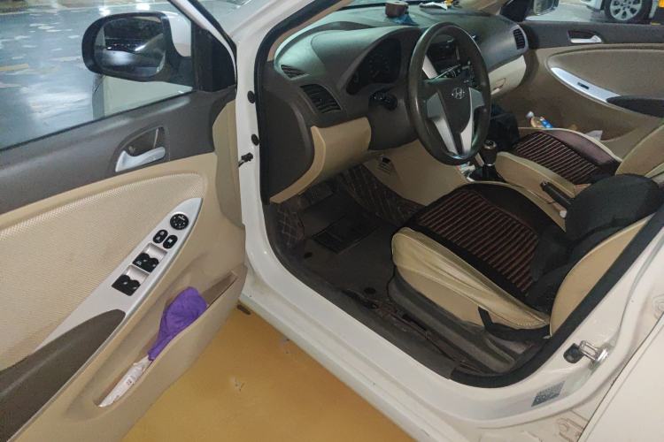 Used Hyundai Verna (older generation) 2010 Sedan 1.4L Manual Comfort GS