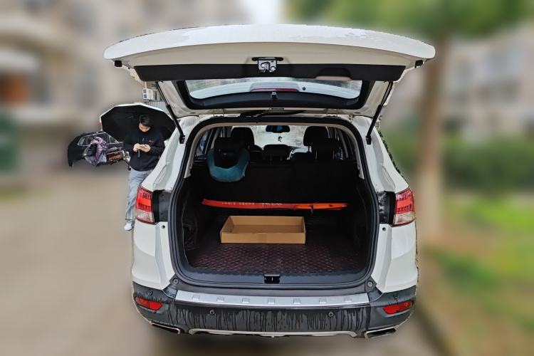 Used Dongfeng Aeolus AX7 2016 2.0L Automatic Zhiyi Trim