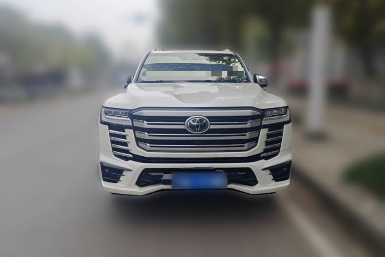 Used Toyota Land Cruiser 
