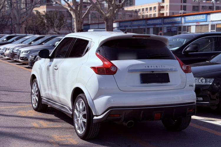 Used Infiniti ESQ 2014 1.6L Spontaneous Edition

