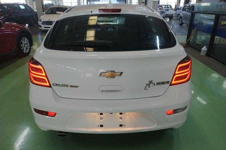 Used Chevrolet Cruze 2013 Hatchback 1.6T Automatic Flagship Model Rear