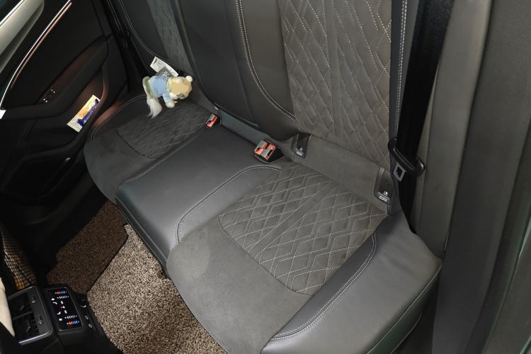 Used Audi A7L 2022 45 TFSI quattro S-line Visionary Crystal Package
