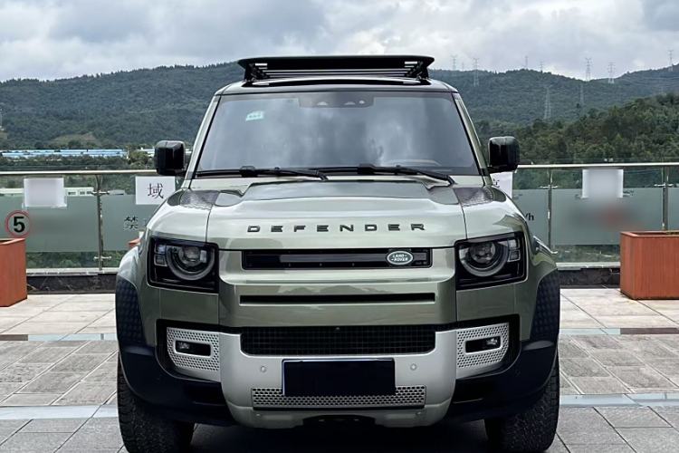 Used Land Rover Defender 2023 Facelift 110 3.0T P400 Dark Edition
