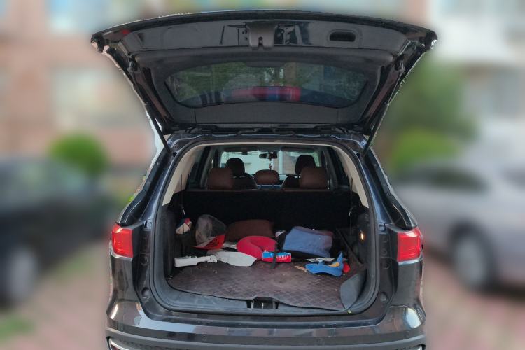 Used Sinotruk VGV U70 2020 1.5T Automatic Smart Luxury Flagship 7-Seater Trunk