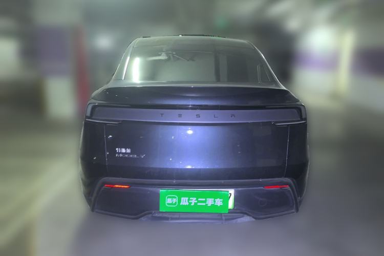 Used Tesla Model Y 2025 Rear-Wheel-Drive Version