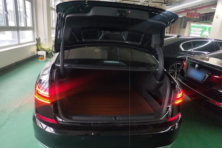 Used Volkswagen Passat 2024 280TSI Elite Edition Trunk